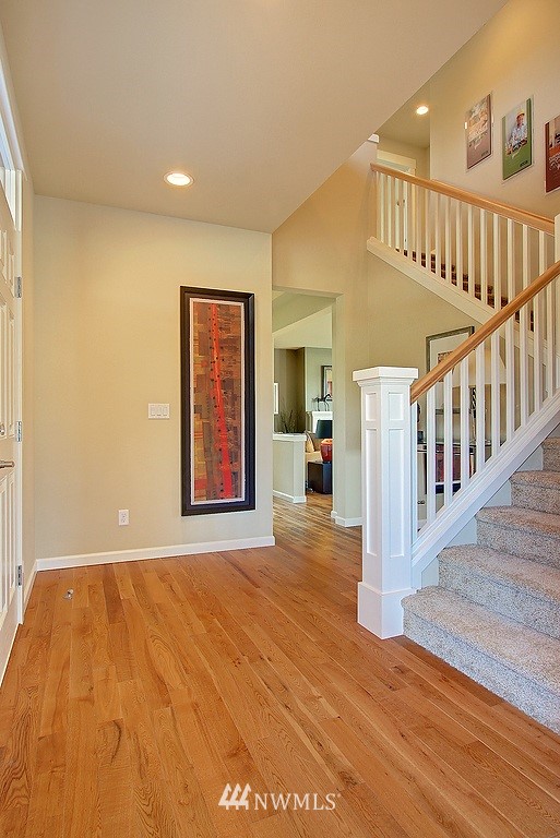 5832 Northeast 7th Place Renton, WA 98059 - Photo 7 of 14 Gallery Image 7