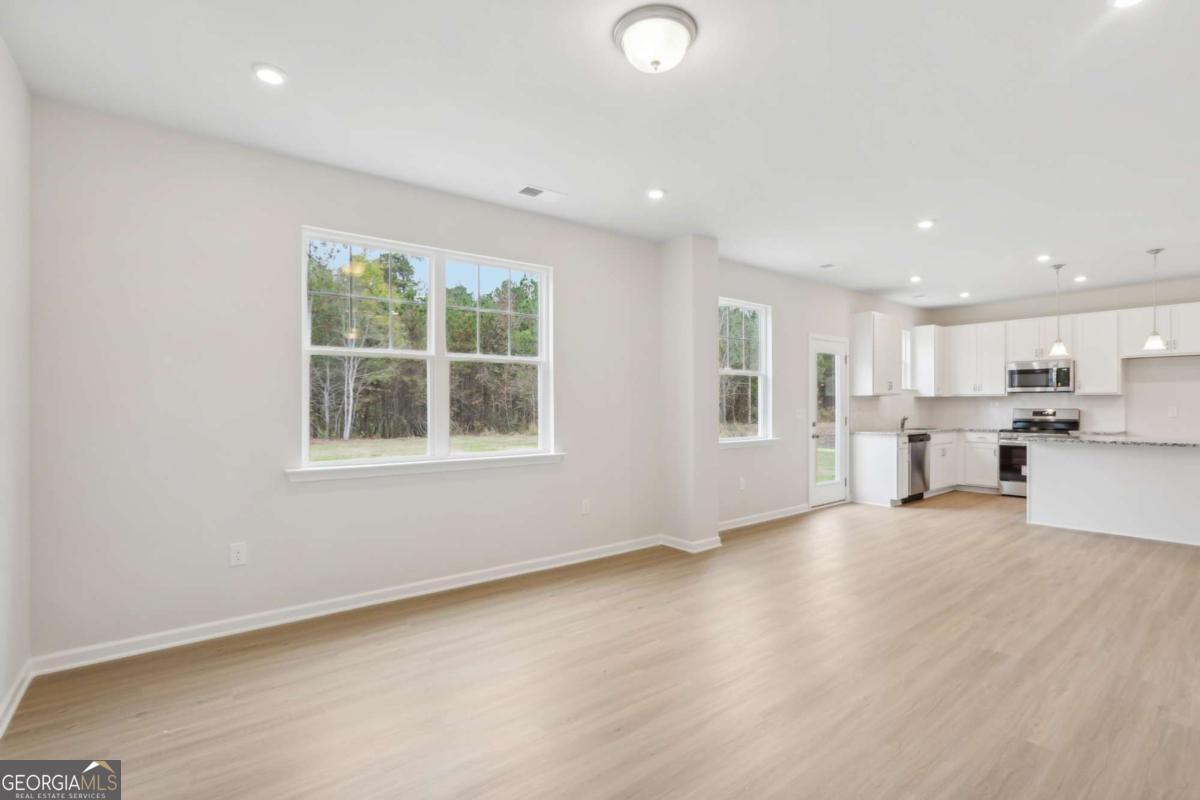 1012 Stonebridge Circle Macon, GA 31211 - Photo 6 of 18