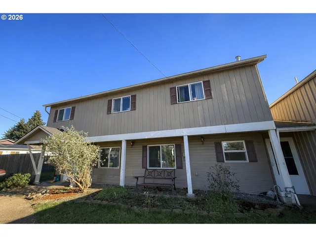 $457,500 | 1203 Oak Avenue, Amity, OR 97101
