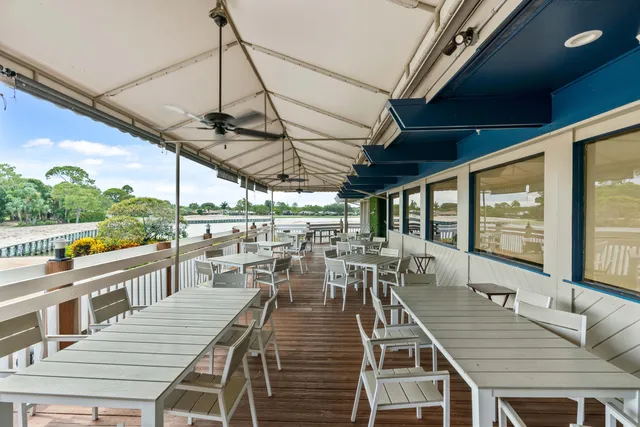 $2,395,000 | 6204 Celadon Circle, Palm Beach Gardens, FL 33418