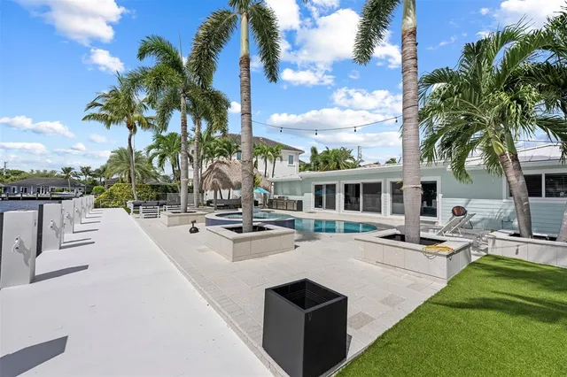 $3,295,000 | 2330 Northeast 35th Street, Lighthouse Point, FL 33064