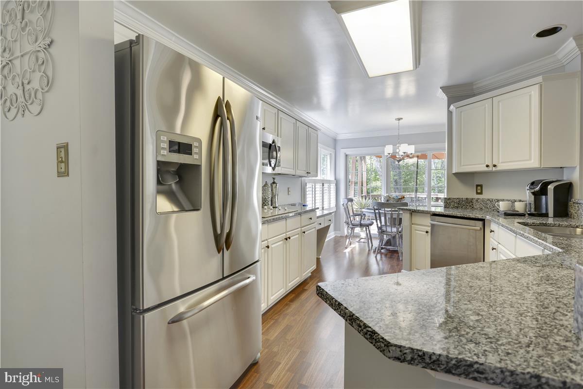 1298 Keystone Court Riva, MD 21140 - Photo 12 of 47 Kitchen has Updated Stainless Steele Appliances