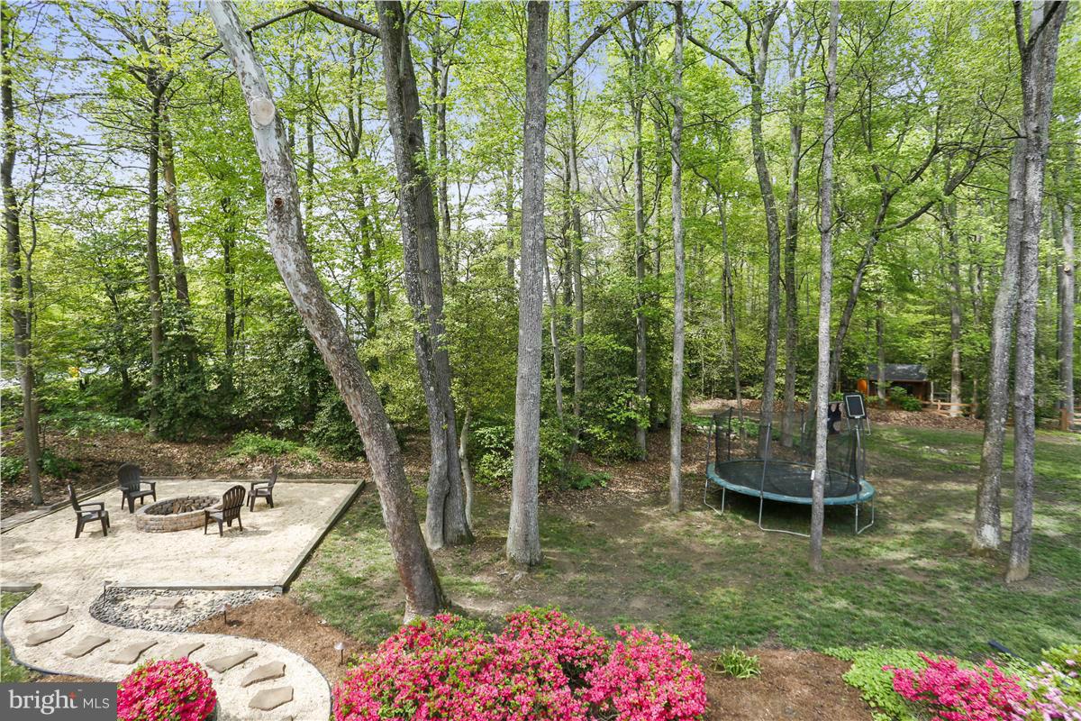 1298 Keystone Court Riva, MD 21140 - Photo 34 of 47 View of the Back Yard from the Deck