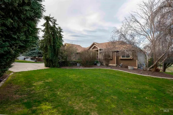 $699,000 | 3780 Nicklaus Drive, Clarkston, WA 99403