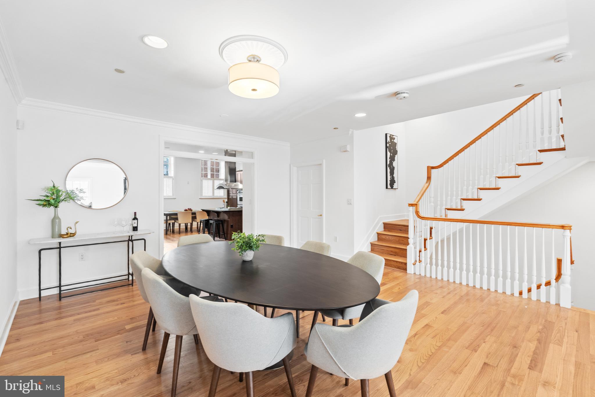 2121 S Street Northwest Washington, DC 20008 - Photo 6 of 37 Dining Room