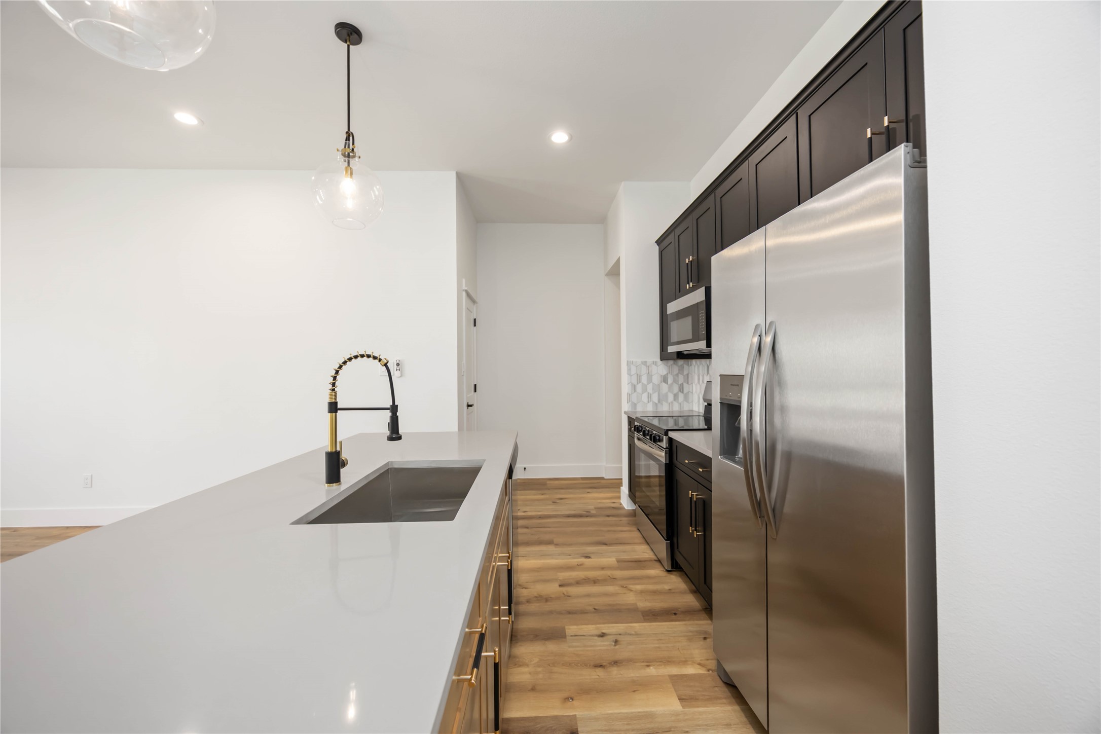 8013 Cora Street, Unit B Houston, TX 77088 - Photo 4 of 20
