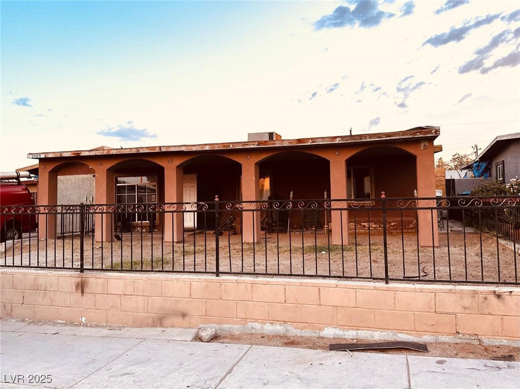 2709 North Carroll St  