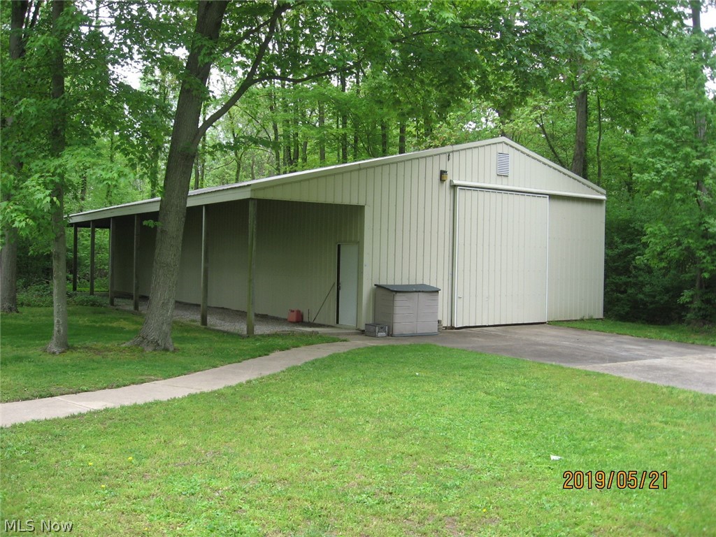 9404 Wikel Road Huron, OH 44839 - Photo 7 of 16