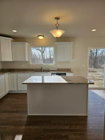 $601,042 | 10619 Valley View Drive, Saline, MI 48176