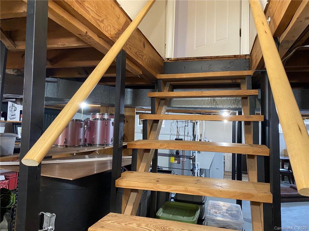 13 North Pershing Road Asheville, NC 28805 - Photo 11 of 22 Gallery Image 11