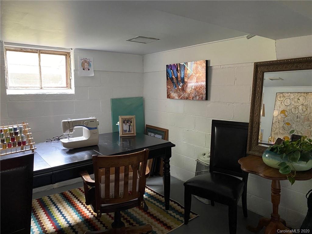 13 North Pershing Road Asheville, NC 28805 - Photo 15 of 22 Gallery Image 15