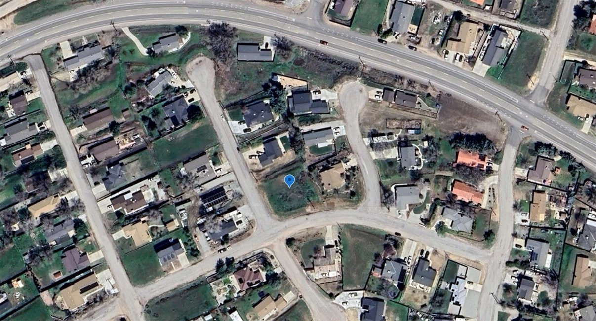 22330 Fontana Street Tehachapi, CA 93561 - Photo 1 of 4