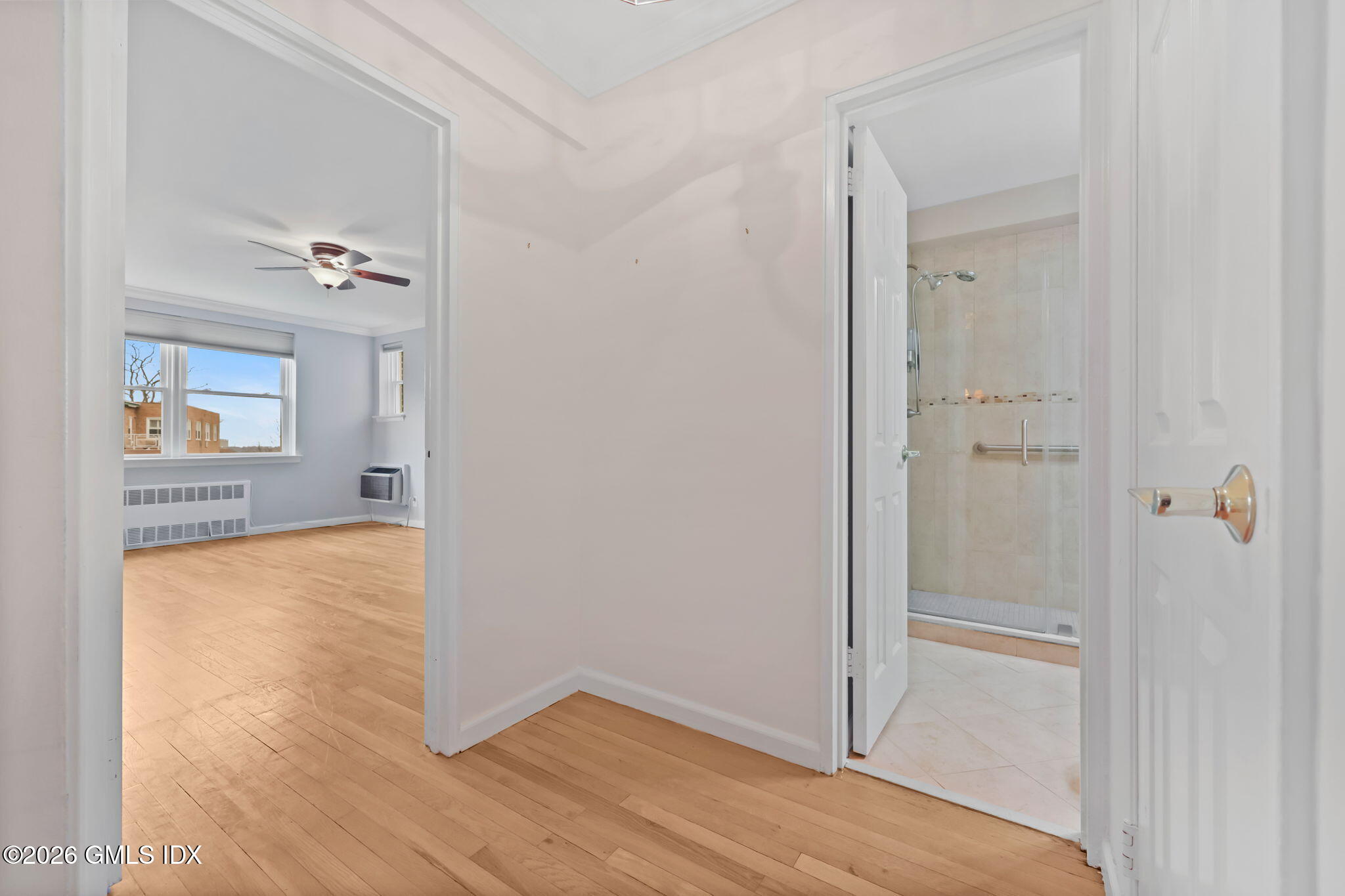 3 Putnam Hill, Unit 4F Greenwich, CT 06830 - Photo 17 of 22 19-web-or-mls-3-putnam-hill-rd-apt-4f