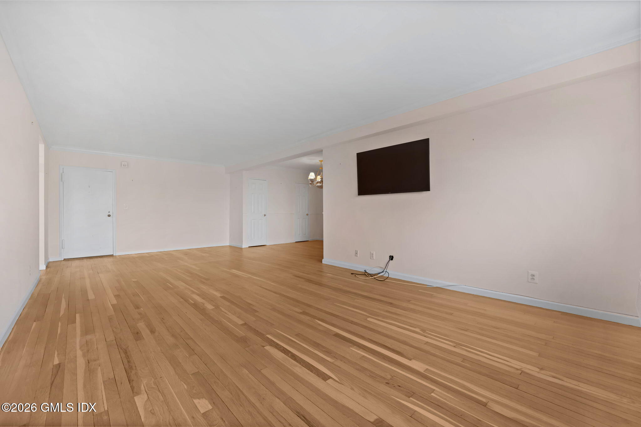 3 Putnam Hill, Unit 4F Greenwich, CT 06830 - Photo 9 of 22 7-web-or-mls-3-putnam-hill-rd-apt-4f