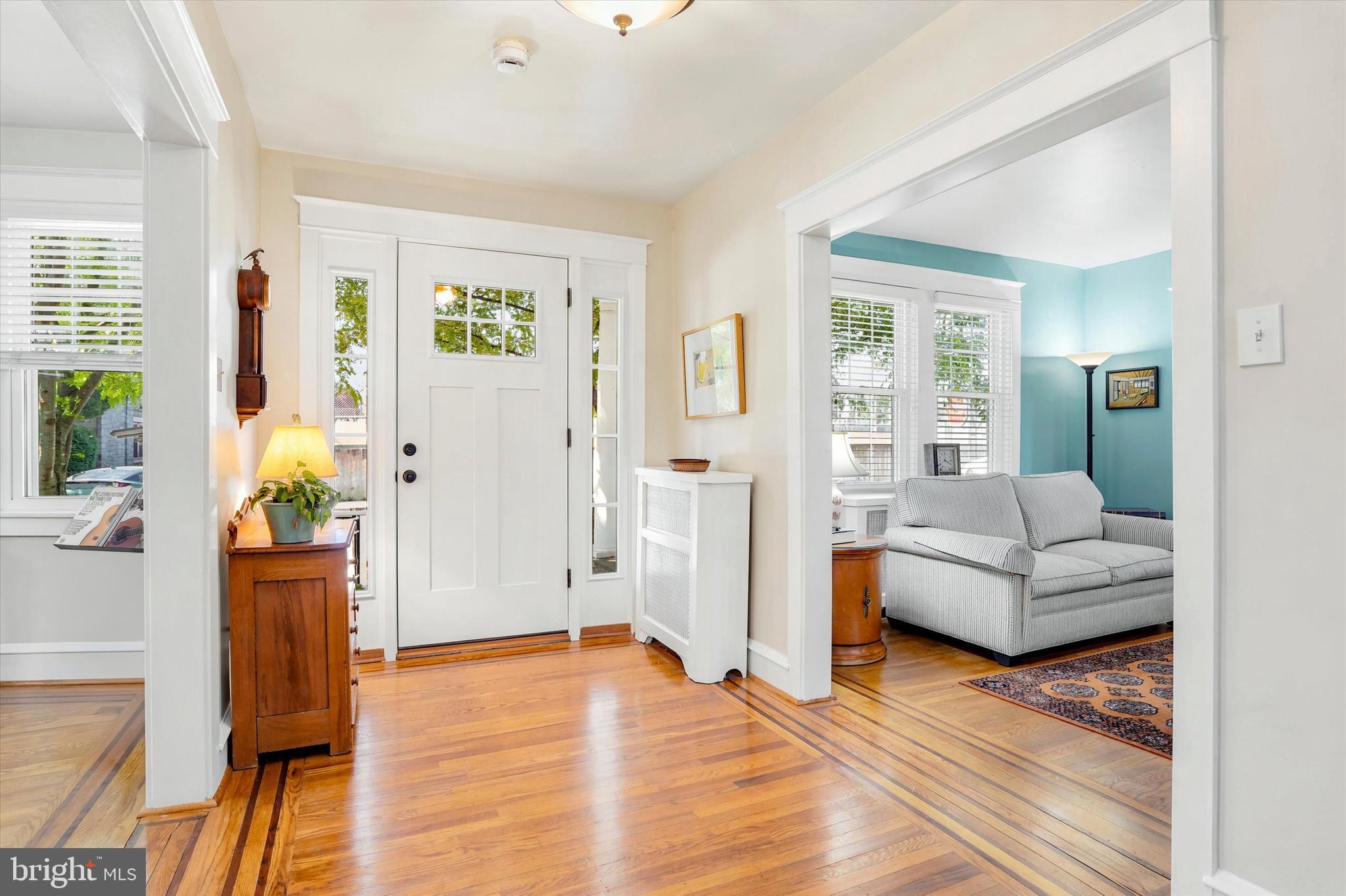11 Golf Road Havertown, PA 19083 - Photo 4 of 39