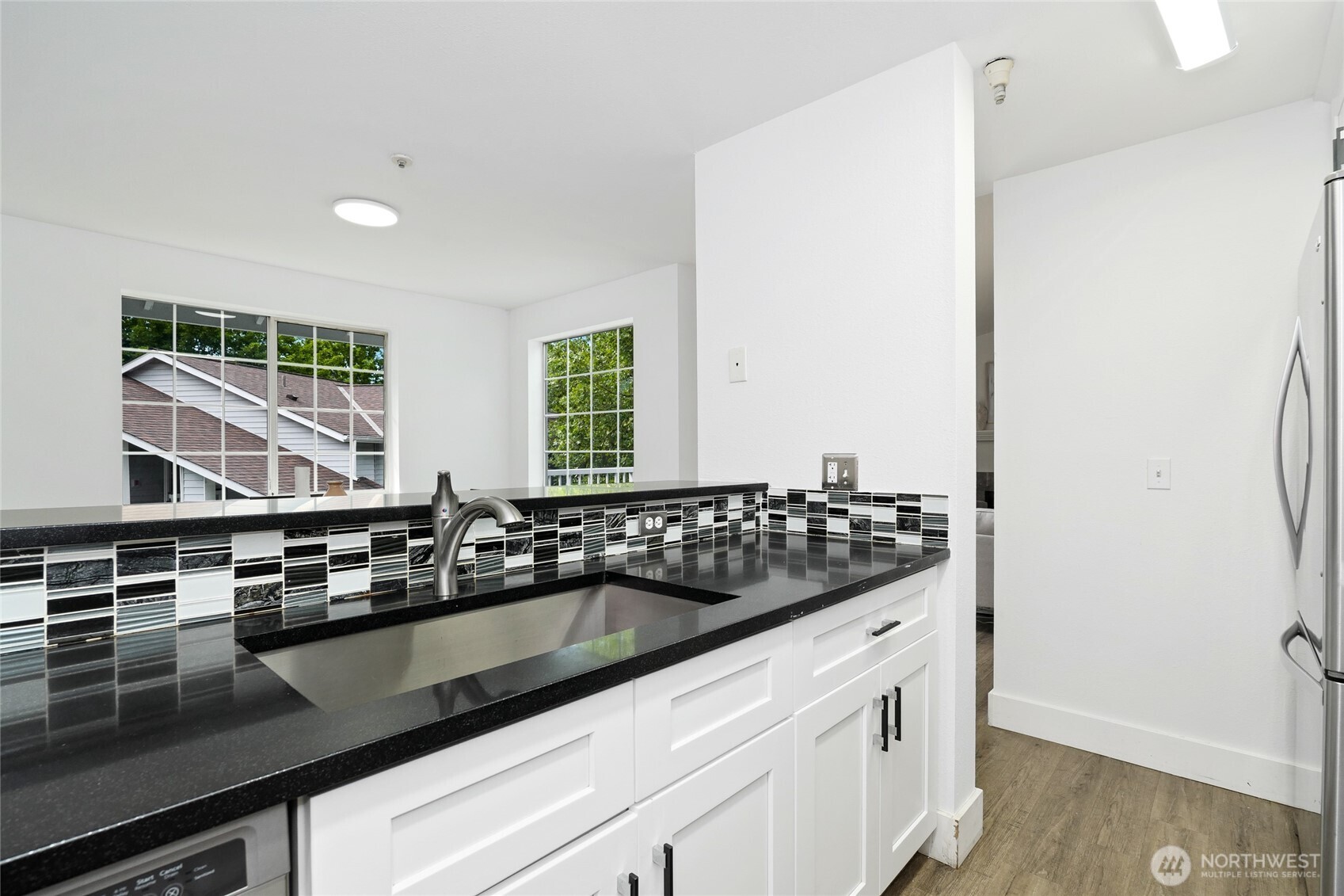 7453 Newcastle Golf Club Road, Unit L304 Newcastle, WA 98059 - Photo 9 of 20