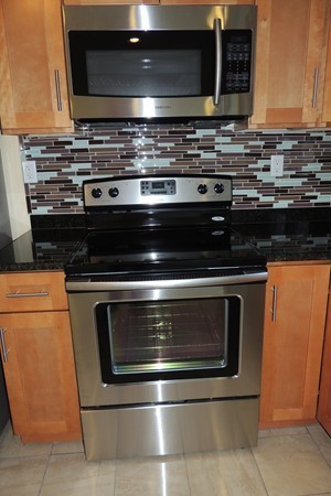 83 Wollaston Street Springfield, MA 01119 - Photo 3 of 22 Gallery Image 3
