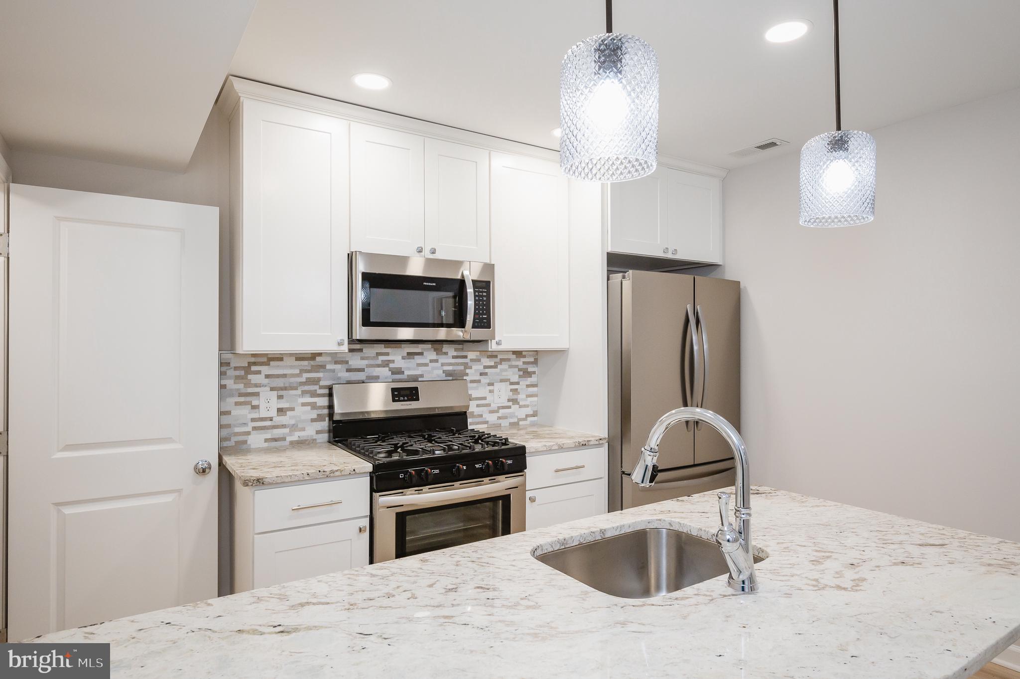6815 Dunbar Road Dundalk, MD 21222 - Photo 11 of 45