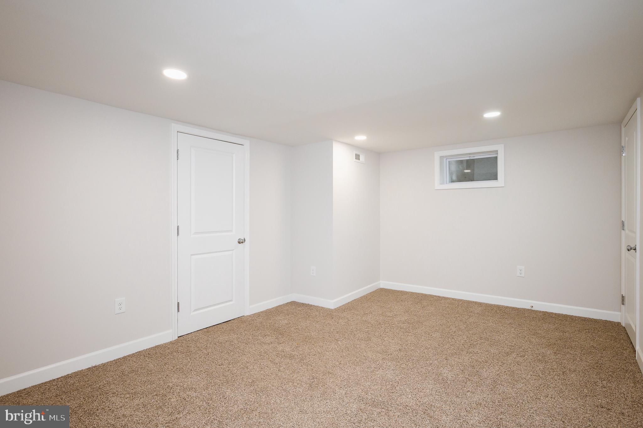 6815 Dunbar Road Dundalk, MD 21222 - Photo 23 of 45