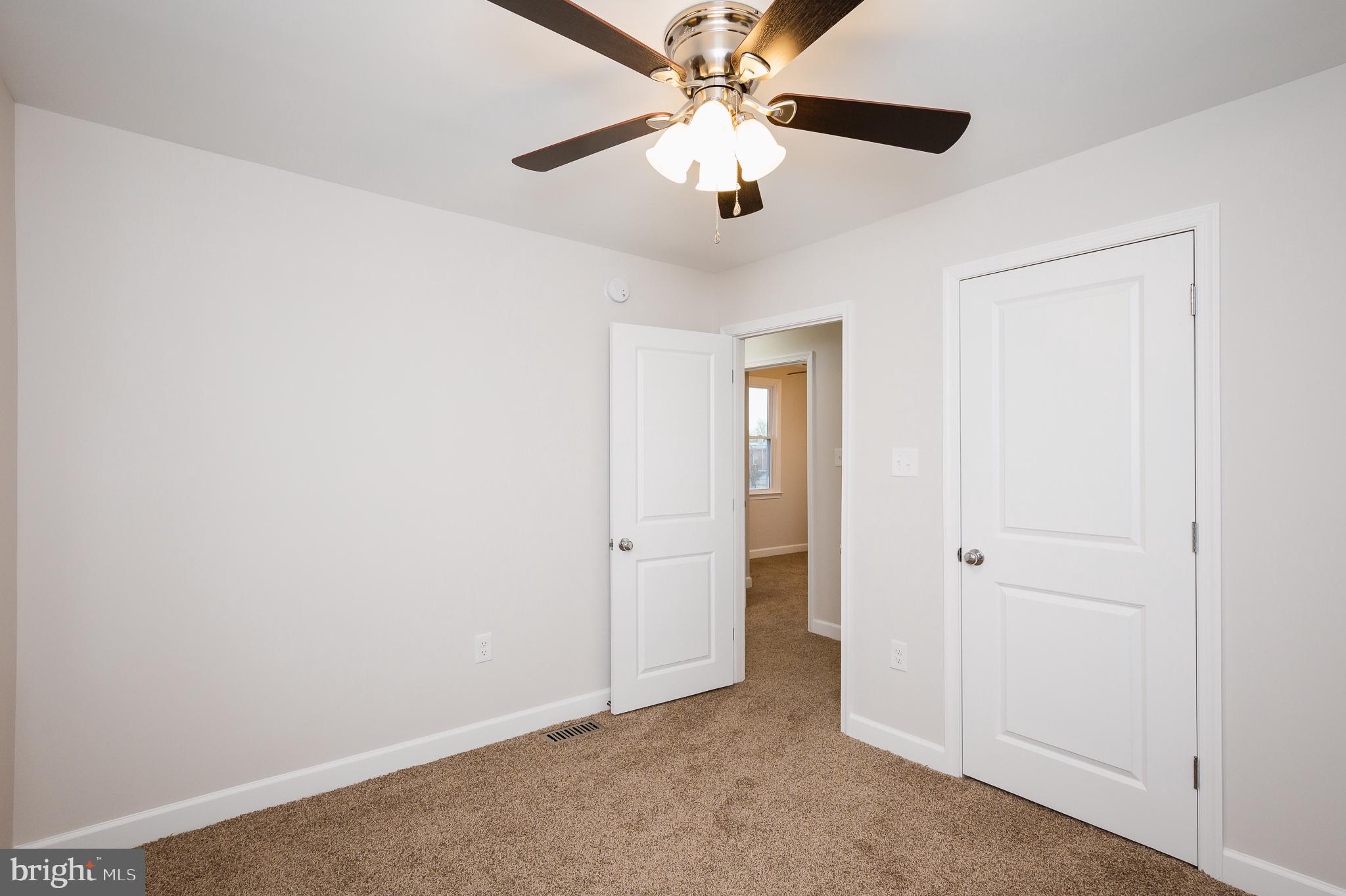 6815 Dunbar Road Dundalk, MD 21222 - Photo 27 of 45