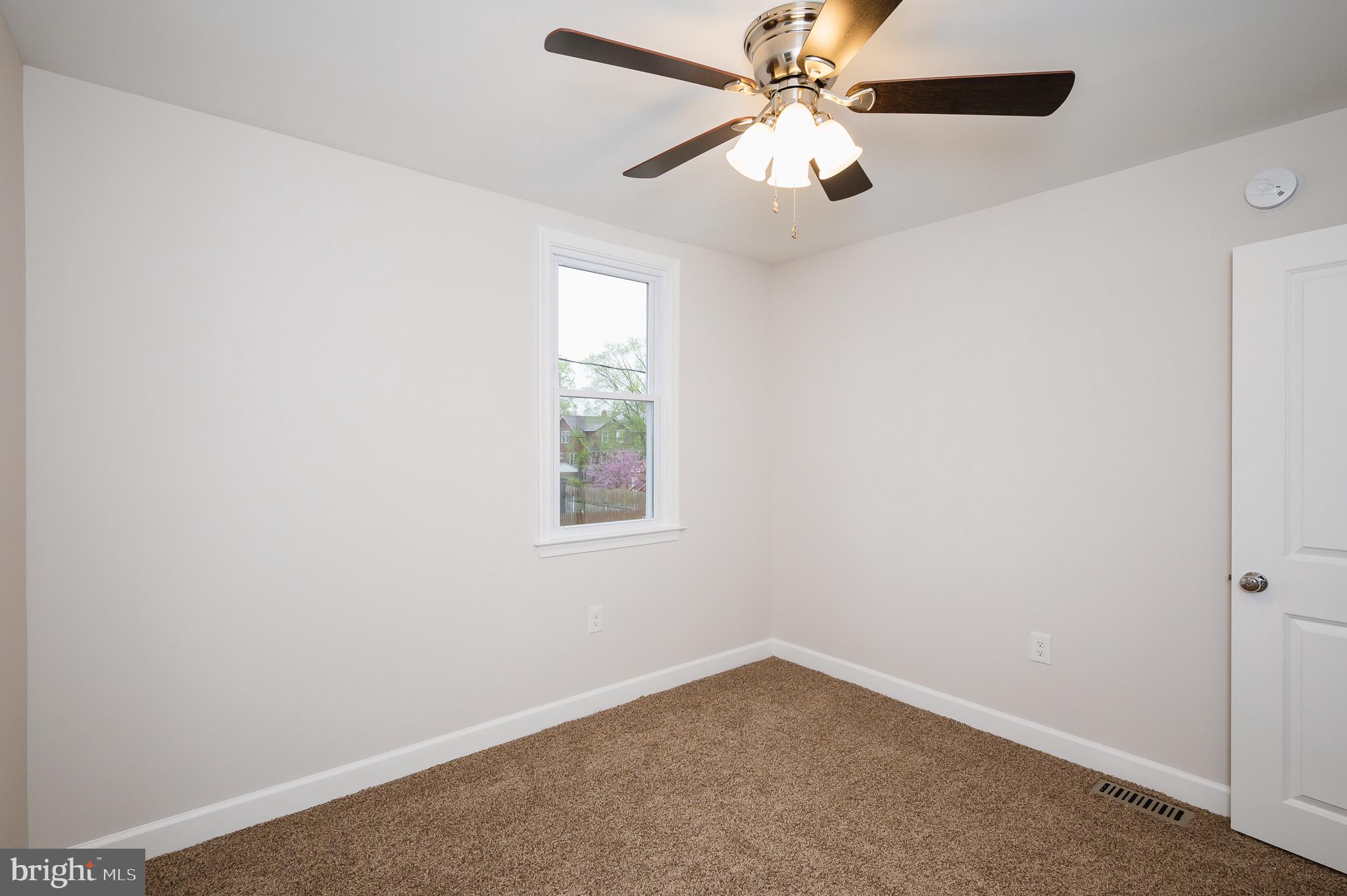 6815 Dunbar Road Dundalk, MD 21222 - Photo 28 of 45