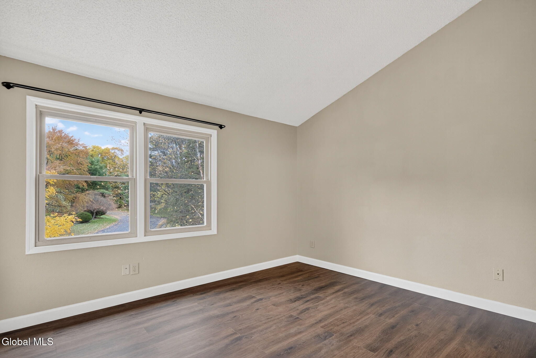 6 Freemans Way Halfmoon, NY 12065 - Photo 19 of 28 22-web-or-mls-022-DSC04936