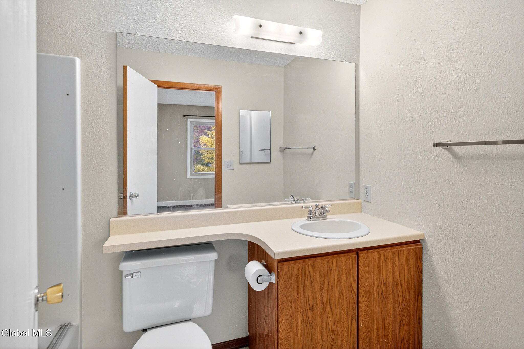 6 Freemans Way Halfmoon, NY 12065 - Photo 22 of 28 23-web-or-mls-023-DSC04942