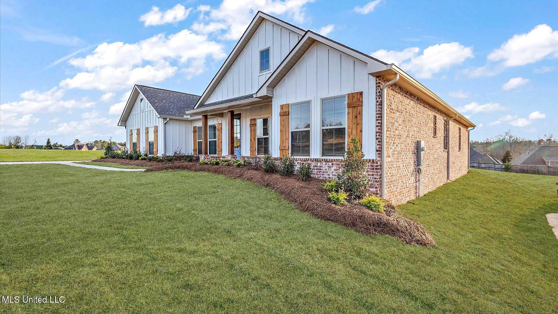 136 Cornerstone Drive Brandon, MS 39042 - Photo 3 of 38 3-HTP_7257