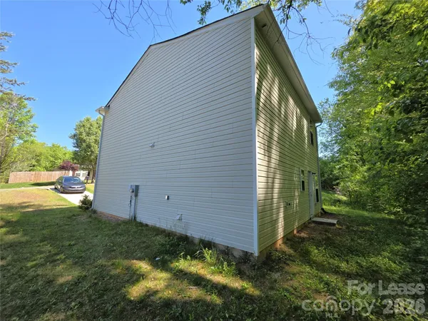 $1,595 | 1156 McRee Heights Circle, Newton, NC 28658