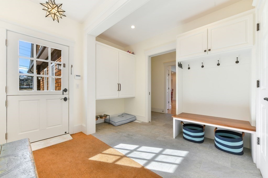 11 Sunnyside Road Needham, MA 02494 - Photo 6 of 29