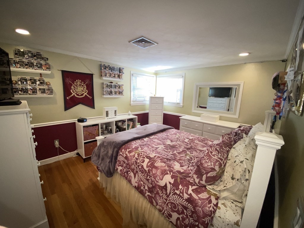 77 Wentworth Road Revere, MA 02151 - Photo 18 of 31 Gallery Image 18