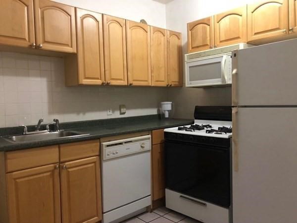 52 Cummings Road, Unit 5 Boston, MA 02135 - Photo 4 of 11