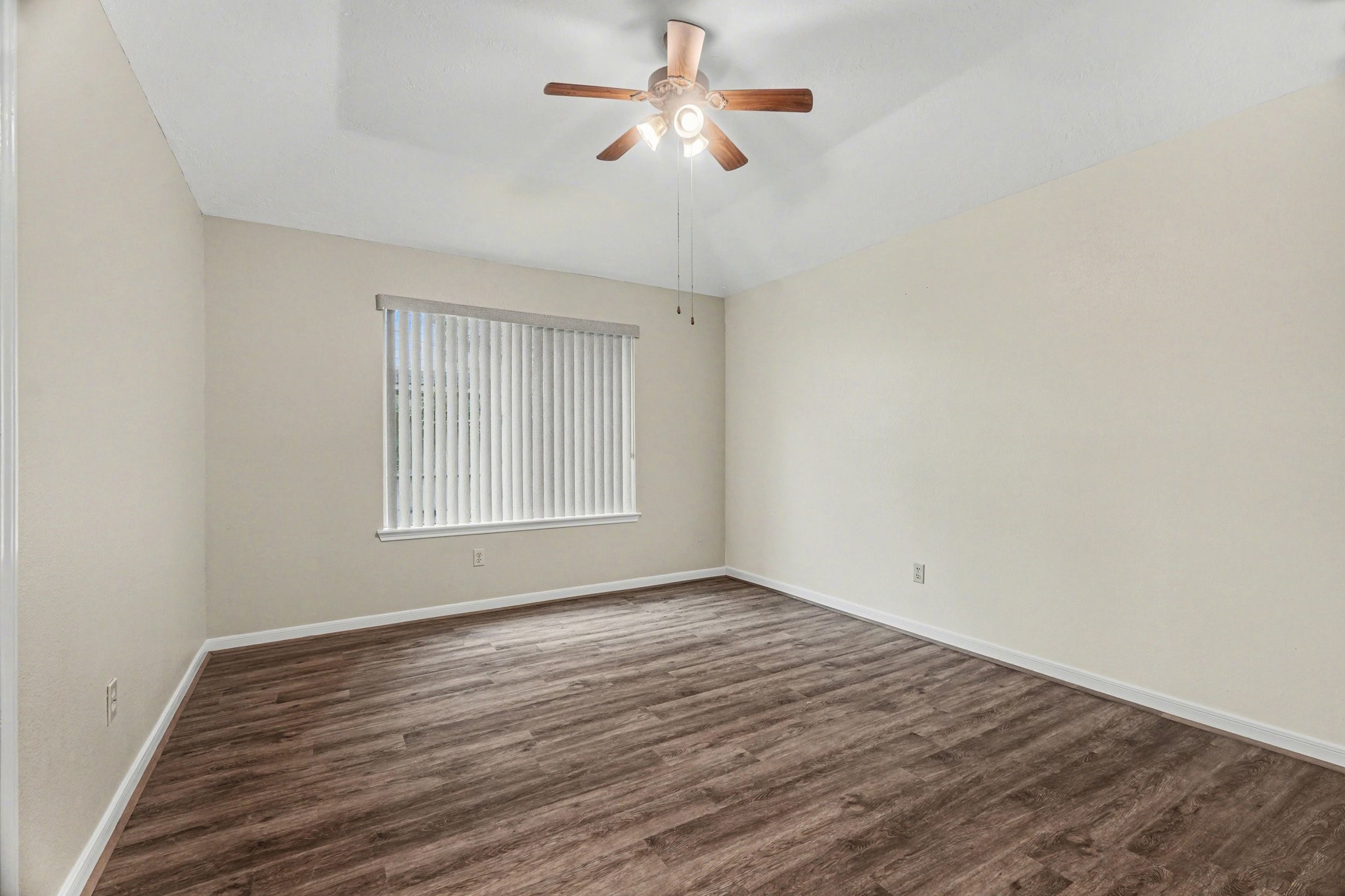 16422 Willingham Way Houston, TX 77095 - Photo 11 of 21