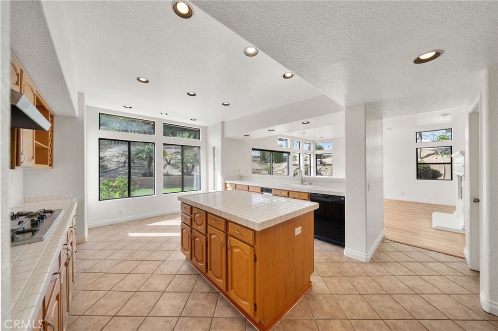 2860 Hidden Hills Way West Corona, CA 92882 - Photo 13 of 63