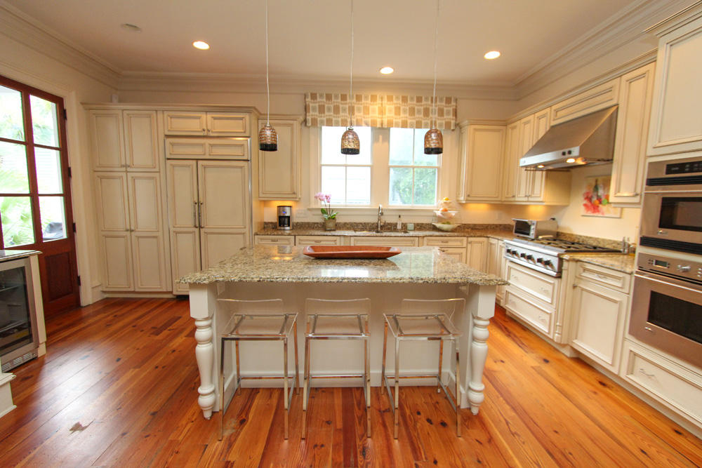 46 Hopetown Road Mount Pleasant, SC 29464 - Photo 13 of 18 Kitchen view 2