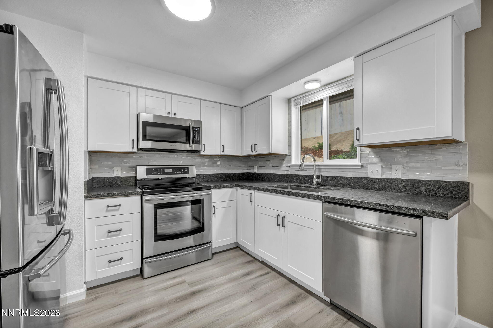 3860 Allen Glen Drive Reno, NV 89503 - Photo 8 of 39 35-web-or-mls-3860-allen-glen-dr