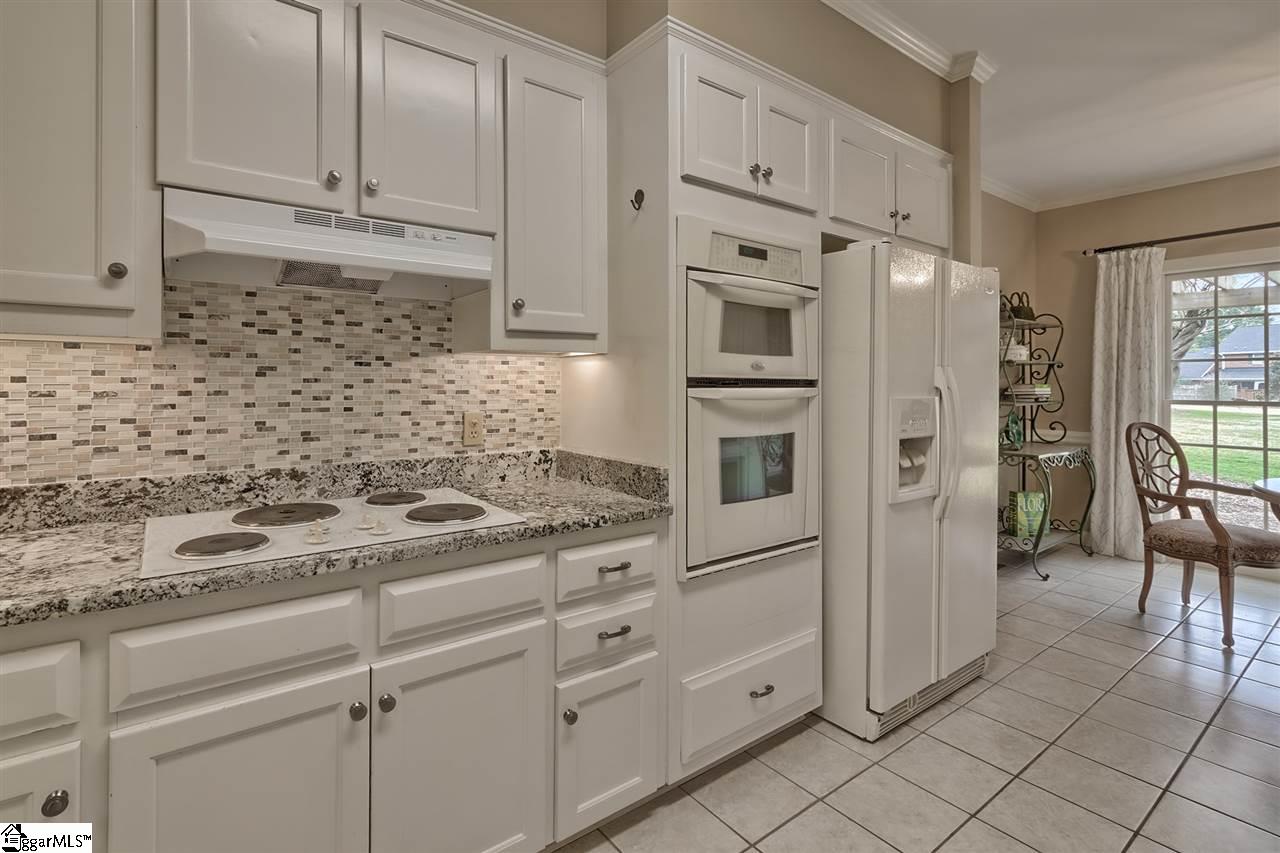 703 Little Creek Road Anderson, SC 29621 - Photo 4 of 29