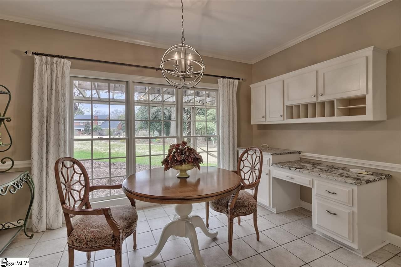 703 Little Creek Road Anderson, SC 29621 - Photo 5 of 29