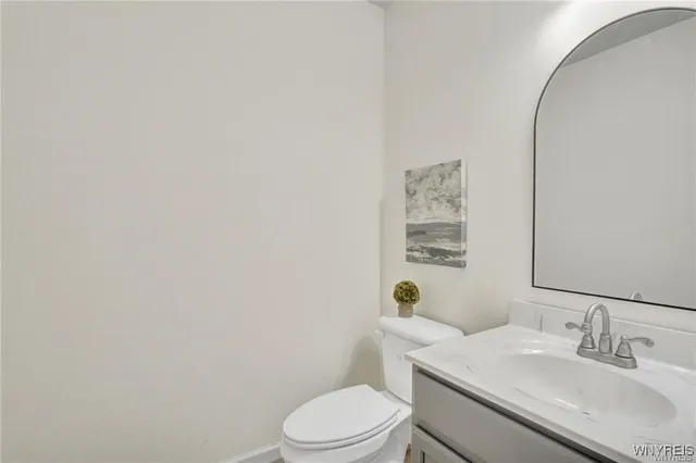 $439,900 | 26 Rosalind Drive, Evans, NY 14006