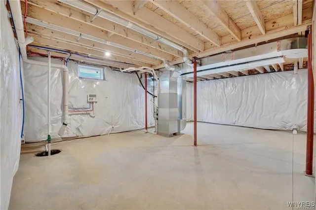 $439,900 | 26 Rosalind Drive, Evans, NY 14006