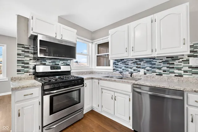 $263,000 | 222 Coovert Street, Columbus, IN 47201