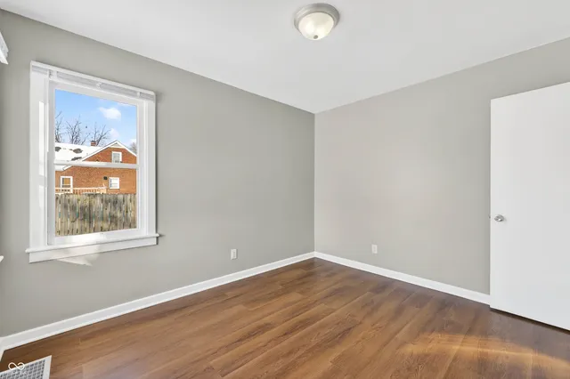 $263,000 | 222 Coovert Street, Columbus, IN 47201