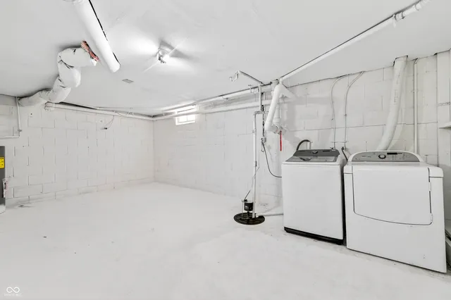 $263,000 | 222 Coovert Street, Columbus, IN 47201