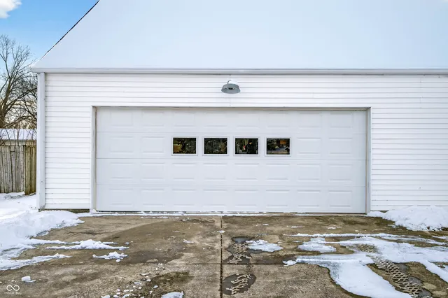 $263,000 | 222 Coovert Street, Columbus, IN 47201