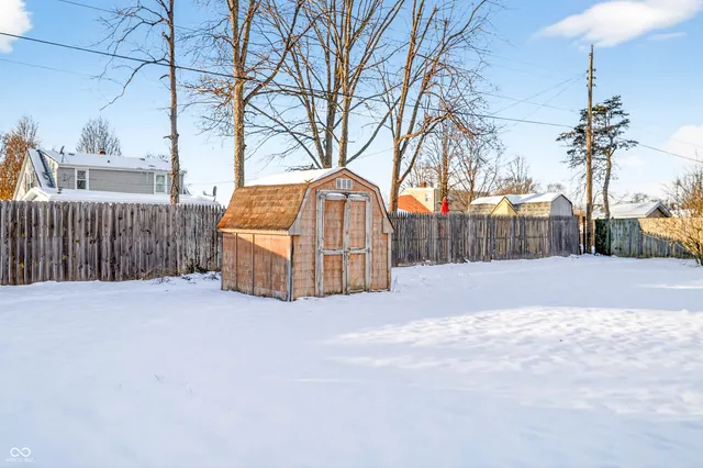 $263,000 | 222 Coovert Street, Columbus, IN 47201