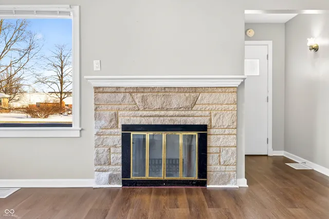 $263,000 | 222 Coovert Street, Columbus, IN 47201