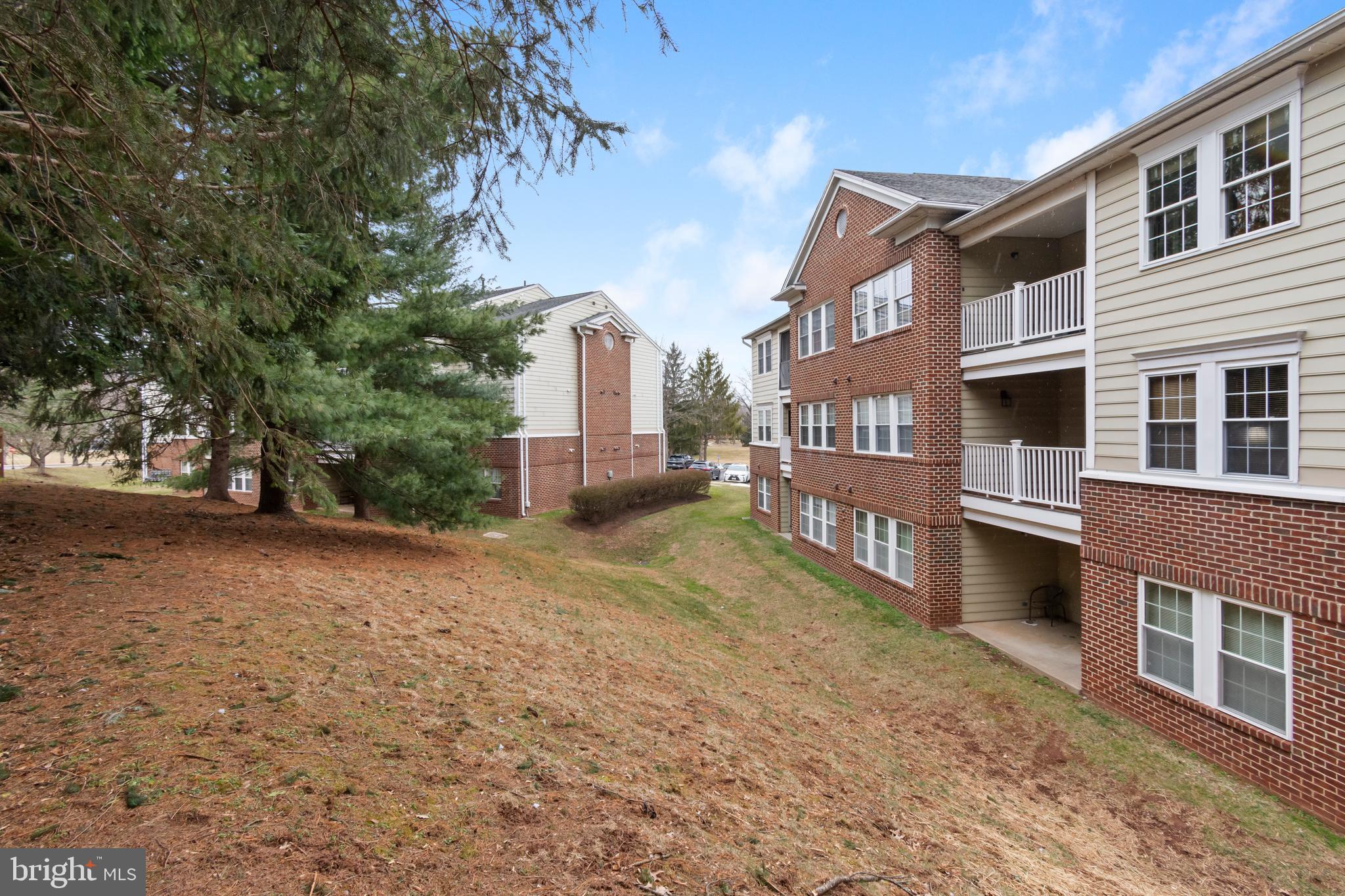 2406 Ellsworth Way, Unit 3B Frederick, MD 21702 - Photo 26 of 27 Exterior back of building