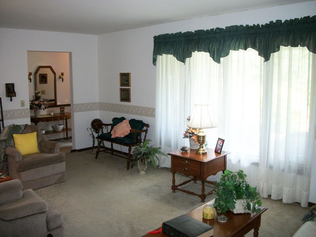 1833 Wheeler Road Vincennes, IN 47591 - Photo 5 of 12 Gallery Image 5