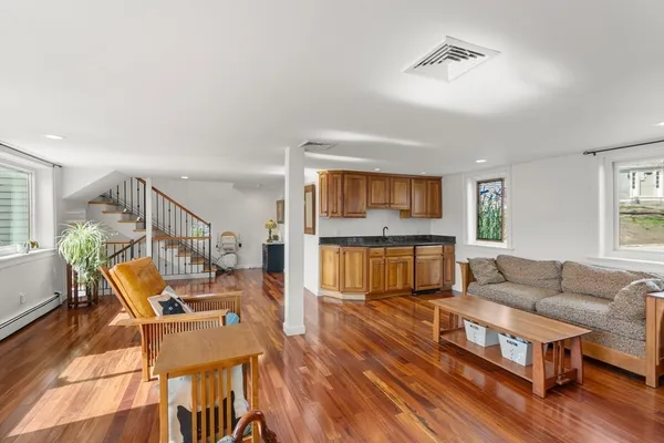 $1,650,000 | 12 Andrews Street, Gloucester, MA 01930