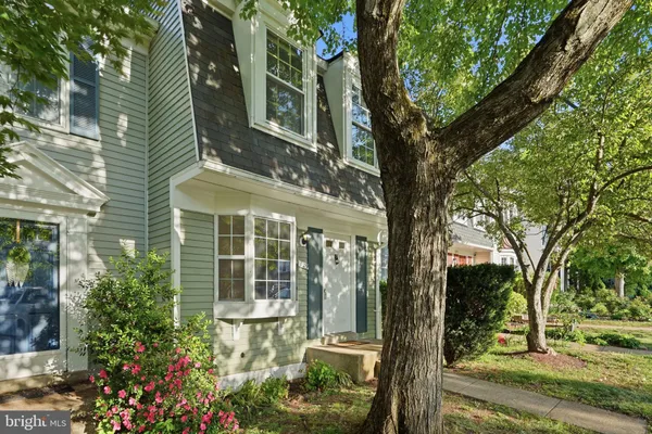 $2,500 | 129 Bickel Court, Sterling, VA 20165